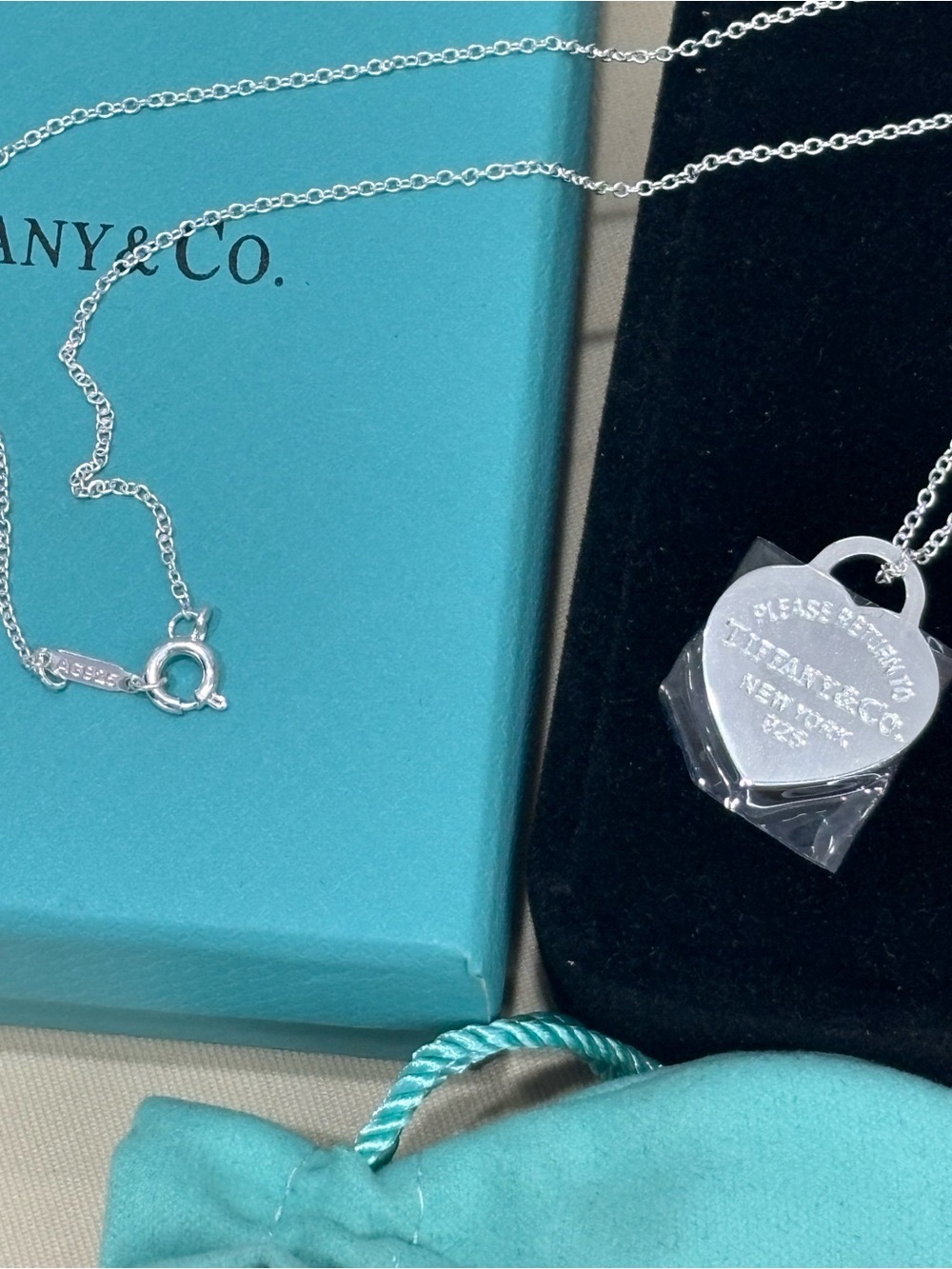 Tiffany & Co. Silver Chain with Turquoise Heart Pendant - Picture 5 of 5